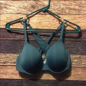 Victoria’s Secret Razorback Bra